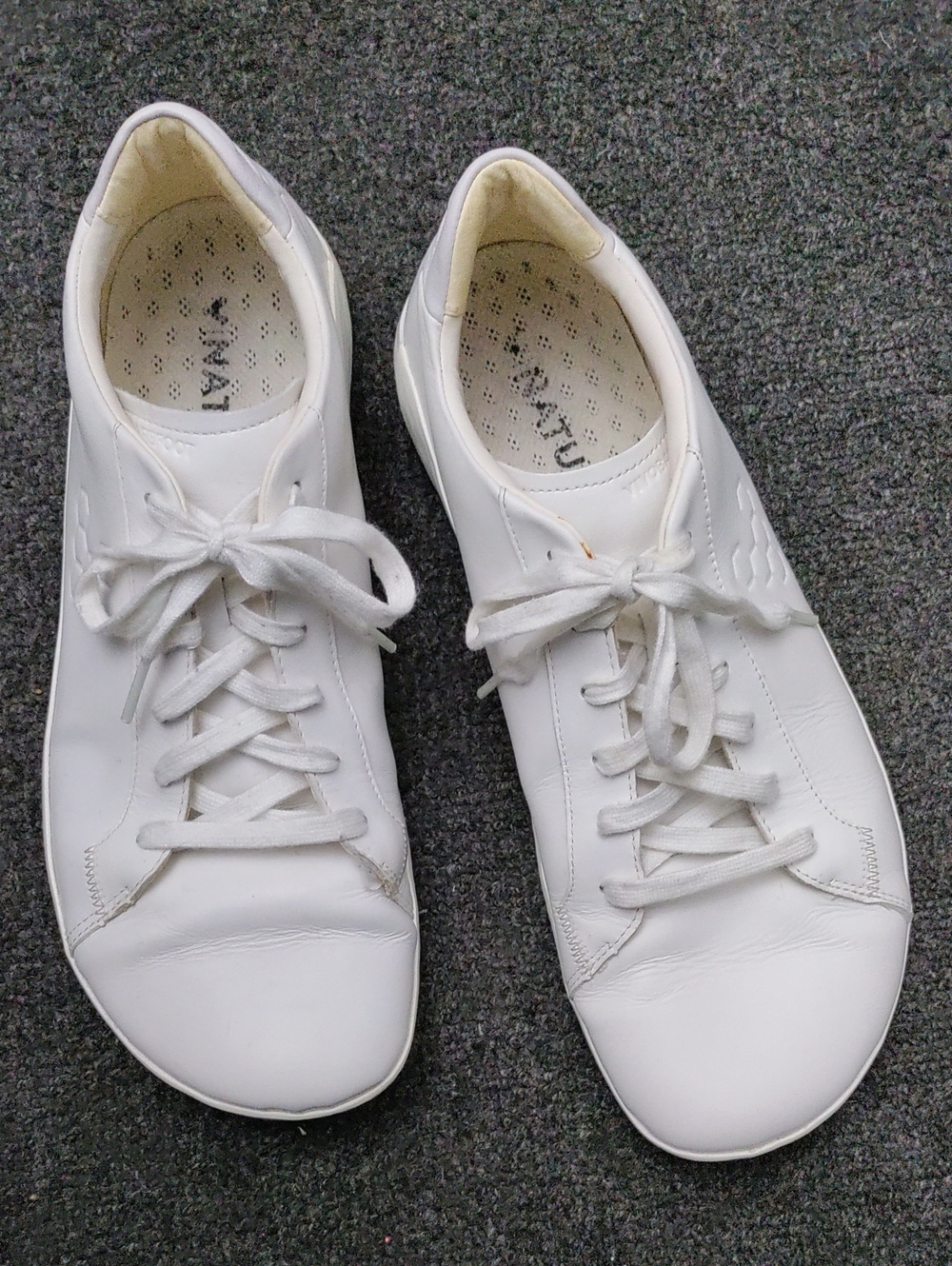 Vivo Barefoot White Leather Lace-Up Sneakers